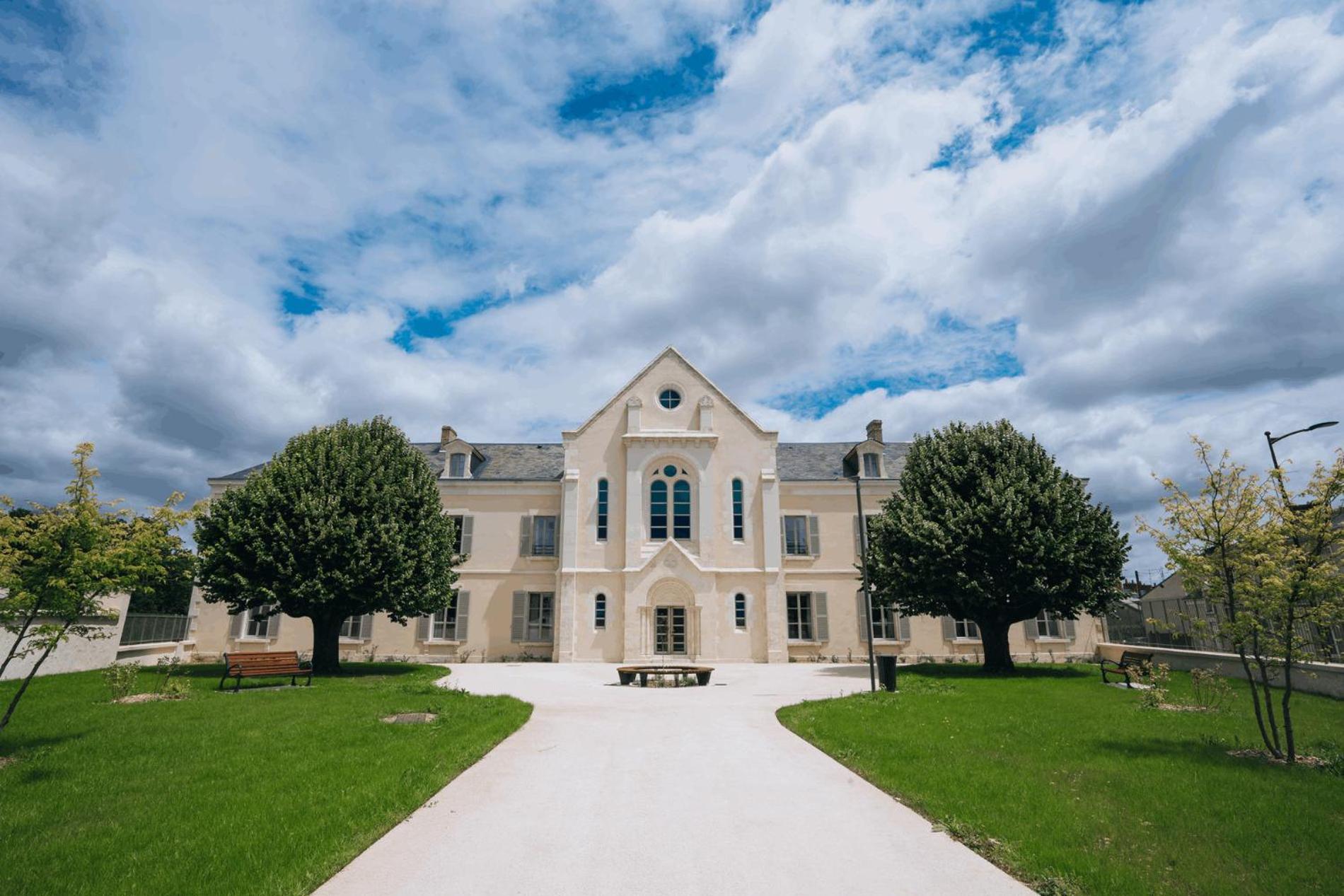 Appart Hotel Saint-Denis Châteauroux Exterior foto